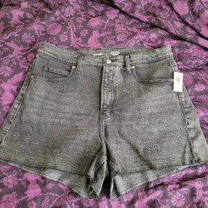Old Navy Sky-Hi A-Line Cut-Off Jean Shorts in Acid Wash Black